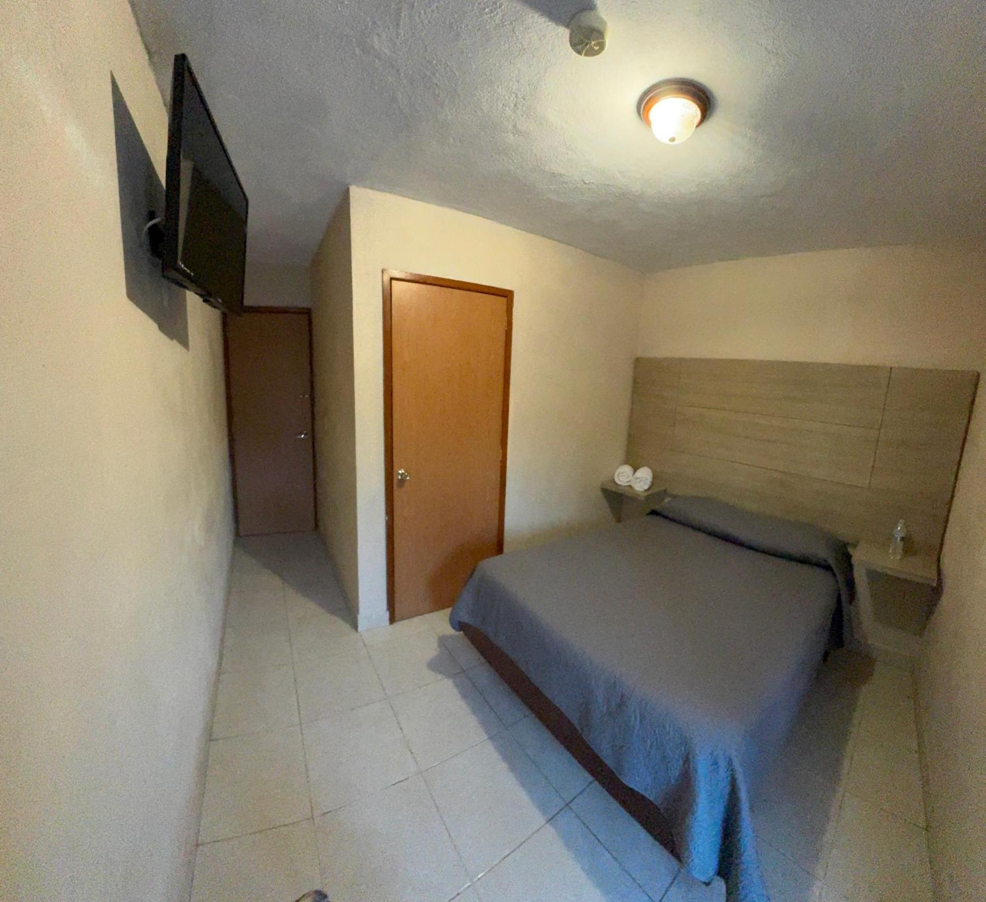 ברנל Hotel El Dorado מראה חיצוני תמונה